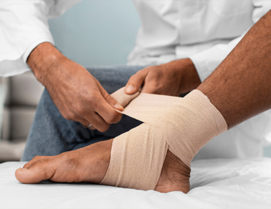 Ankle Injuries Treatment in Dwarka: Best Doctors & Clinics Near You