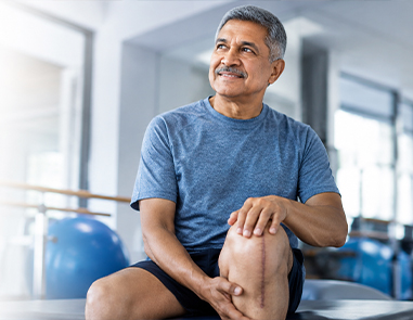 Recovery After Knee Replacement Surgery: Timeline & Physiotherapy Tips